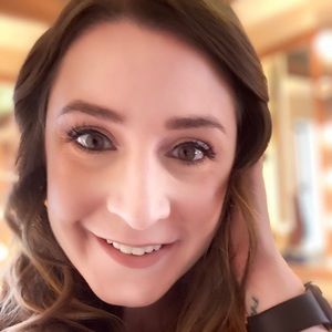 Meet your Posher, Kaitlin